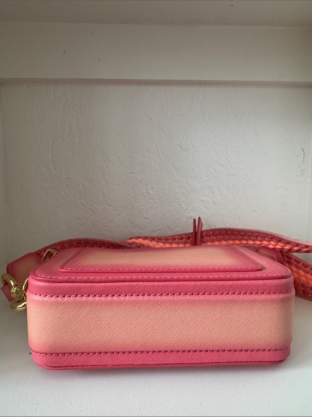 Marc Jacobs Pink to Peach Ombre Crossbody Camera Bag with Gold Hardware - Picture 6 of 12